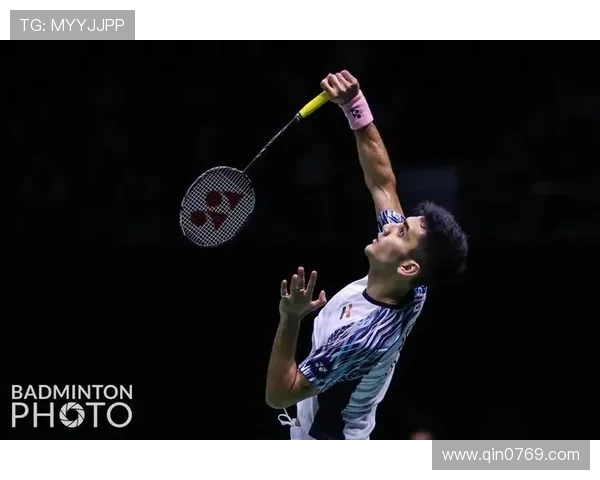 周伟专访:从羽毛球新星到冠军之路的心路历程回顾 周伟专访:从羽毛球新星到冠军之路的心路历程回顾