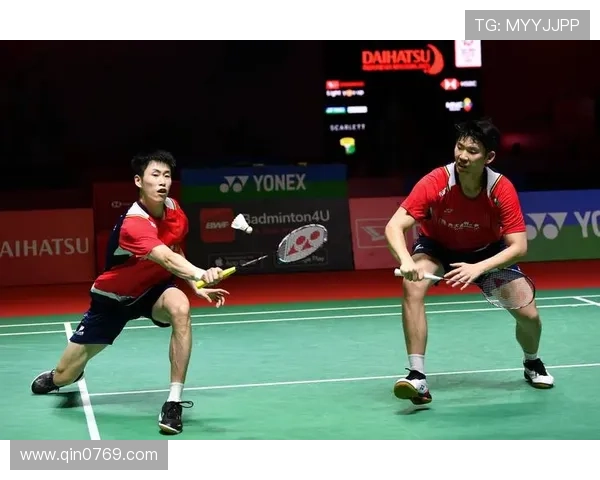 深圳羽毛球队与北京羽毛球队赛后复盘分析团队配合与战术执行的关键因素 深圳羽毛球队与北京羽毛球队赛后复盘分析团队配合与战术执行的关键因素