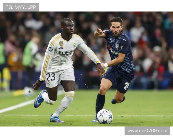 美国残疾足球明星的奋斗与荣耀之路 美国残疾足球明星的奋斗与荣耀之路